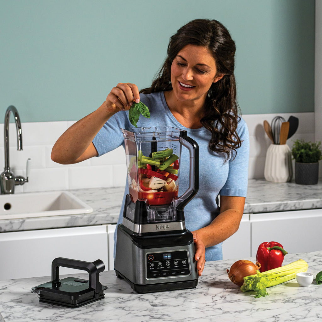 Ninja 3-in-1 Food Processor & Blender with 5 Automatic Programs: Blend, Max Blend, Chop, Mix, Puree, 1.8L Bowl, 2.1L Jug, 700ml Cup, 1200W, Dishwasher Safe Parts, Auto-iQ, Black BN800UK